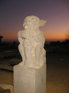 Gargouille d'un Satyre, sculpture originale, taille directe par David Kemp